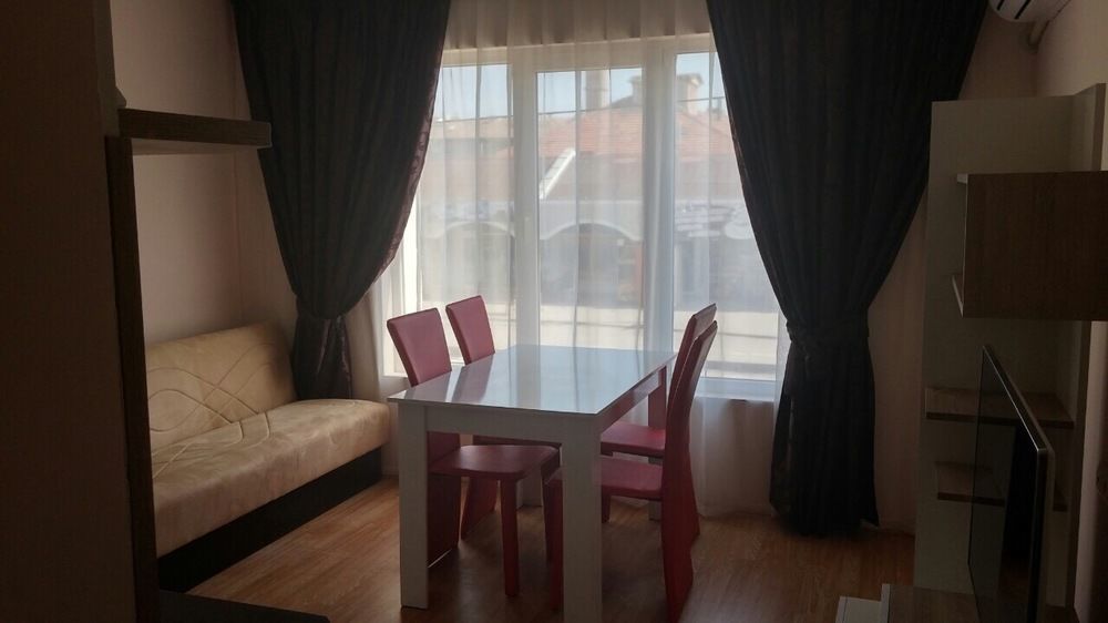 Palace De Luxe Apartments Pomorie Bagian luar foto